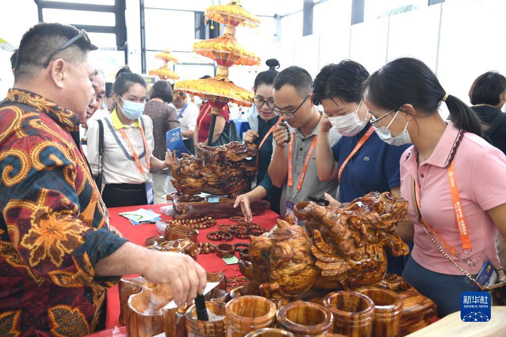 喜迎捕鱼游戏中心下载